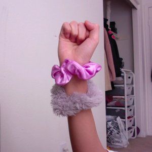 Set of two: Scrunchies